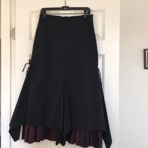Lined party skirt.
